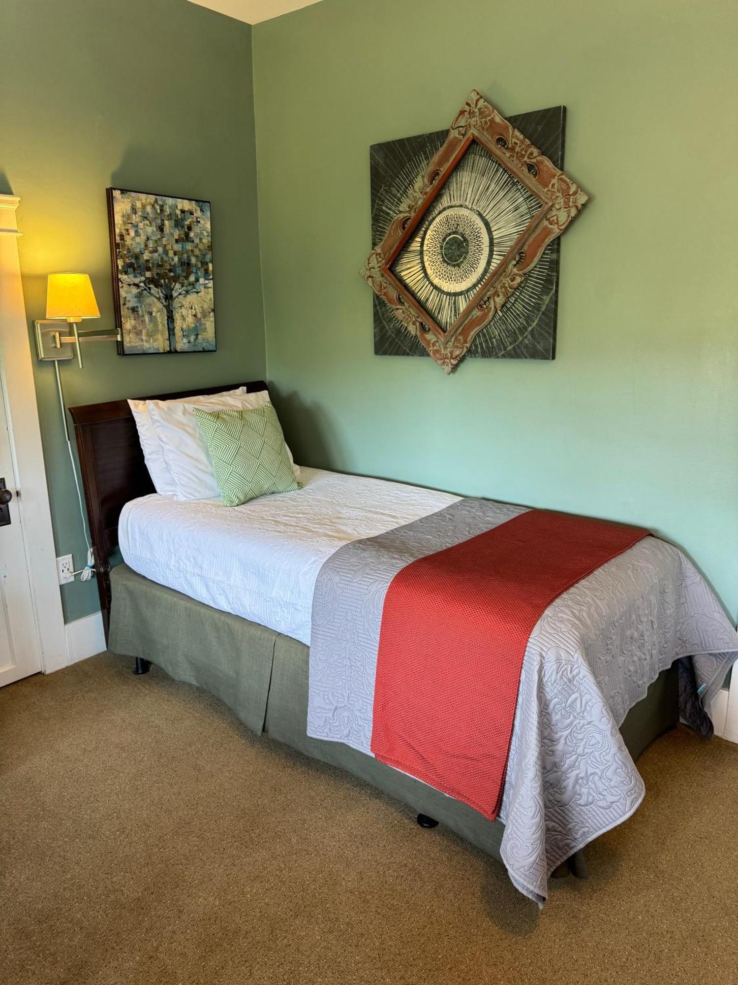 Bayberry Inn B&B And Oregon Wellness Retreat Ashland Eksteriør bilde